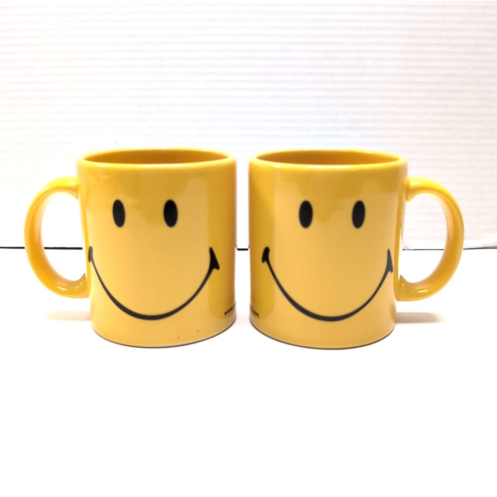Waechtersbach Germany Yellow Smile Smiling Face Mugs Pair Happy Ceramic Lot of 2